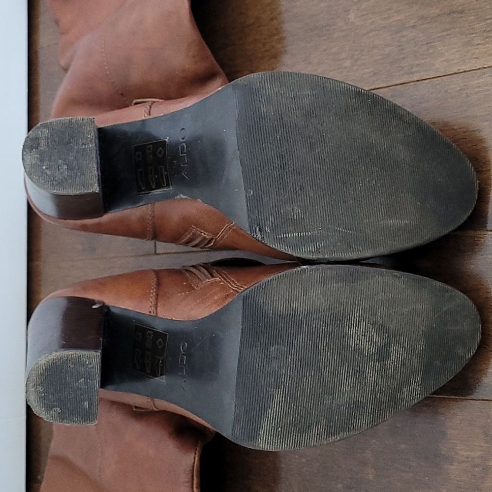 Boots - Picture 5 of 5